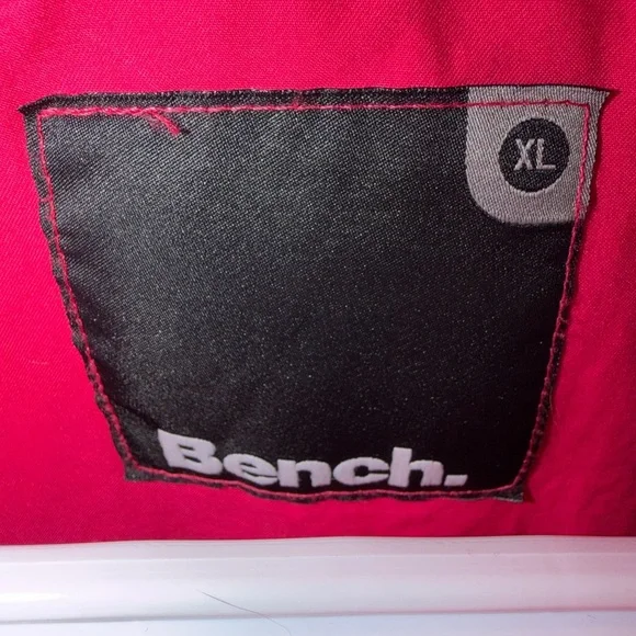 Bench Spring Jacket with zip-away hood - Picture 5 of 10